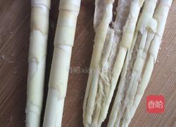 笋子木耳猪肉饺子的做法图解1
