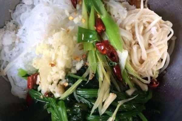 金针菇粉丝拌菠菜的做法图解7