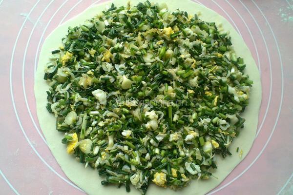 野蒜鸡蛋菜饼的做法图解9
