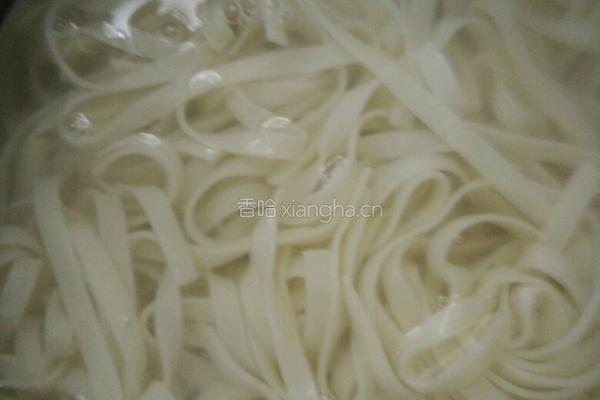 简易炸酱面的做法图解3