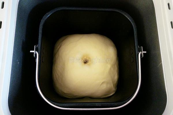 豆沙面包圈的做法图解4