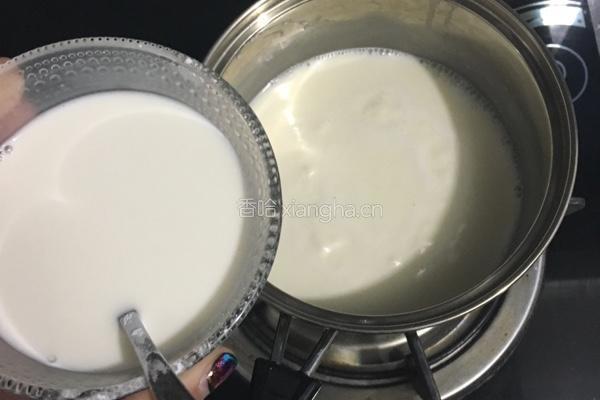椰丝牛奶小方的做法图解4