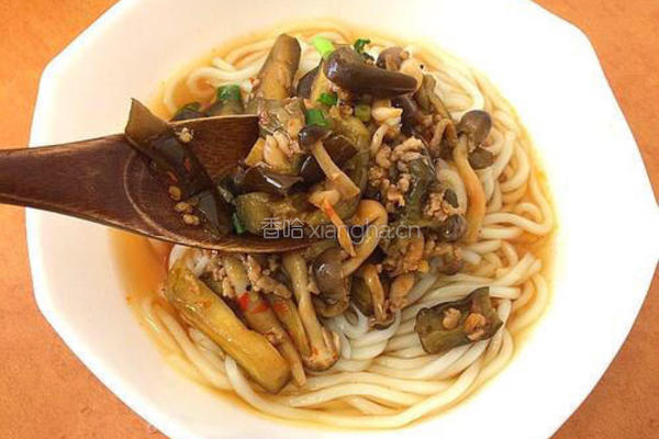 蚝油茄子拌面的做法图解13