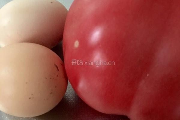 番茄蛋花汤的做法图解1