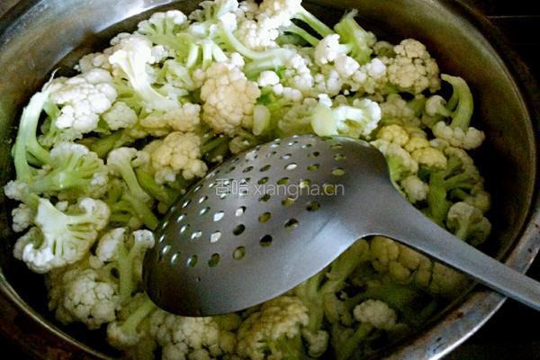 肉片菜花的做法图解2