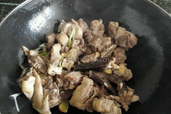 香菇炖土鸡的做法图解4