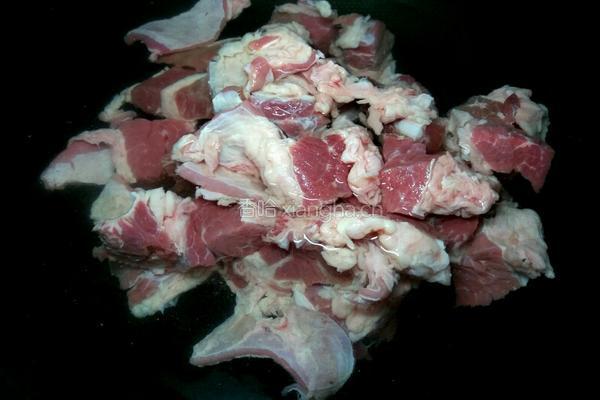 黄豆酱萝卜烧牛肉的做法图解2