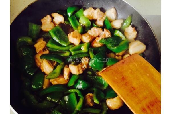 青椒炒肉的做法图解5