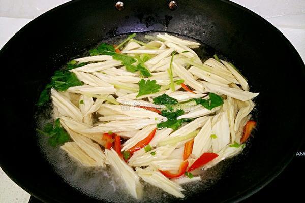 芹菜拌腐竹的做法图解3