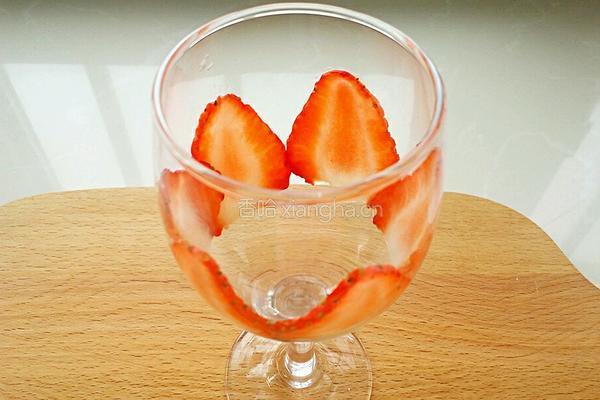 谷物酸奶水果杯的做法图解4