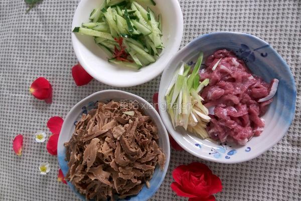 干笋炒肉丝的做法图解1