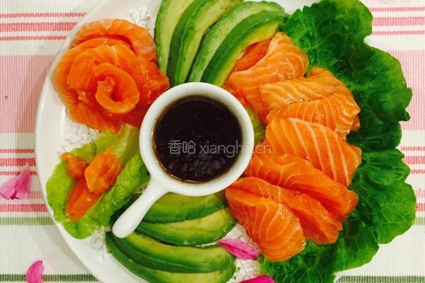 三文鱼牛油果沙拉的做法图解7