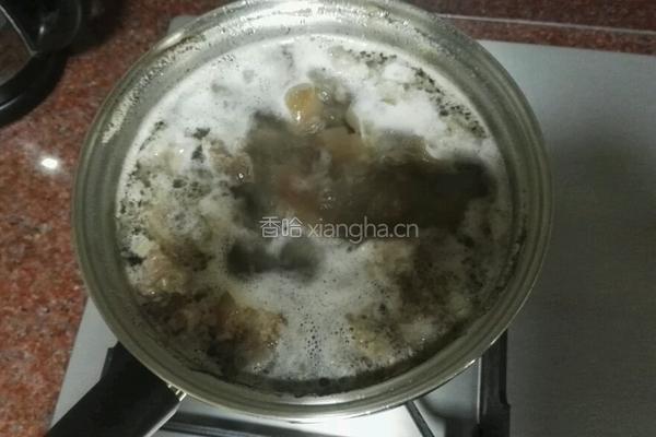 黑糯米醋猪手的做法图解1