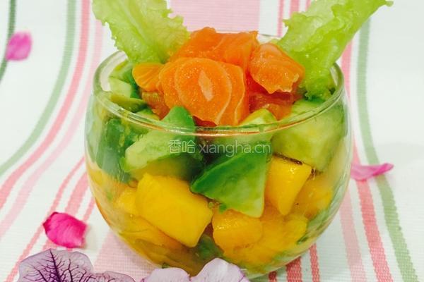 香芒三文鱼牛油果兔兔杯的做法图解7