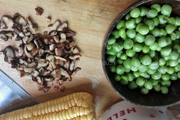 黑色糯米饭的做法图解2