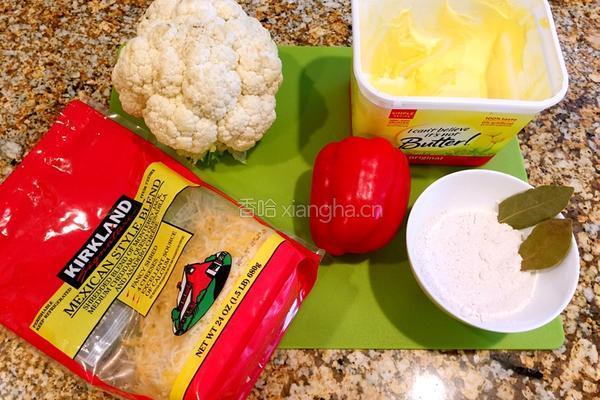 奶汁焗花椰菜(Cauliflower Gratin)的做法图解1