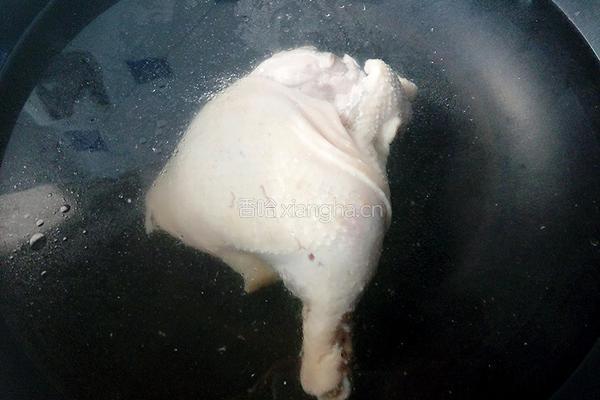 山药鸡腿煲的做法图解7
