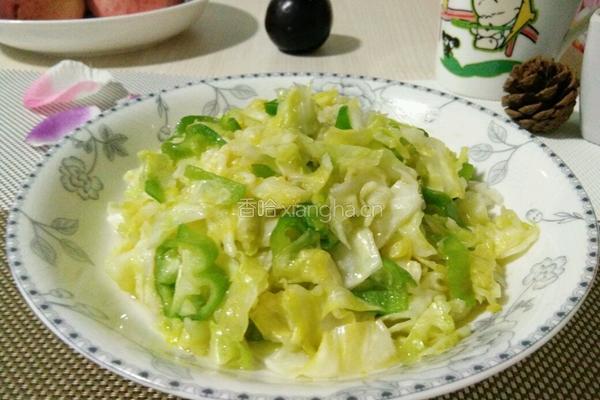青椒卷心菜的做法图解7