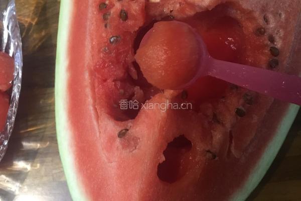 西瓜西米露的做法图解2