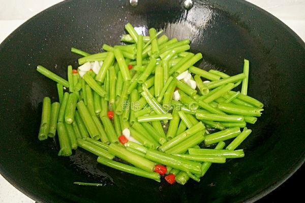 空心菜炒肉的做法图解8