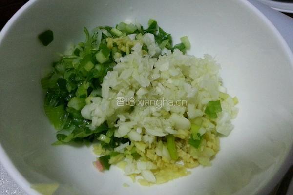 菠萝蒜汁豆腐的做法图解3