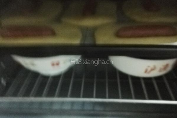 奶酪脆皮肠面包的做法图解5