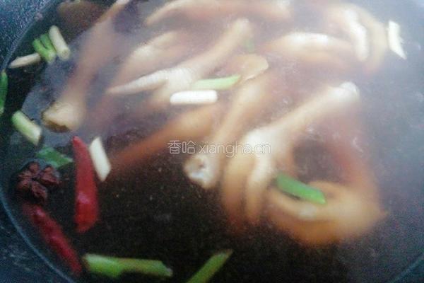 红烧鸡爪的做法图解6