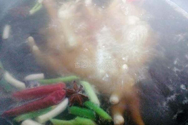 红烧鸡爪的做法图解7