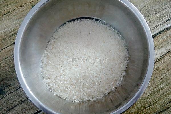 红小豆焖白米饭的做法图解1