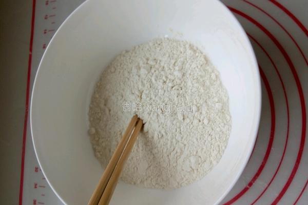 蔬菜虾皮面的做法图解1