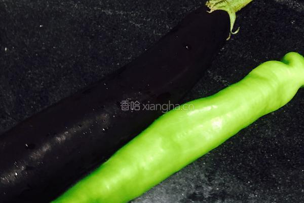 炒茄子的做法图解1