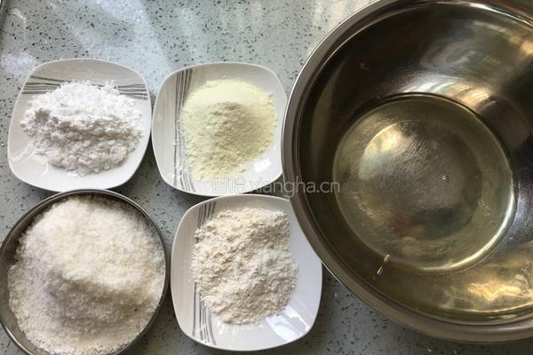 蛋白椰丝球的做法图解2