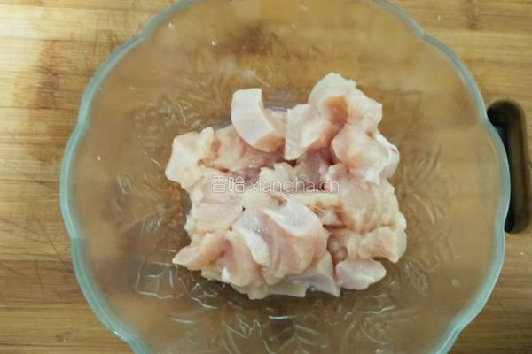 香辣鸡米花的做法图解1