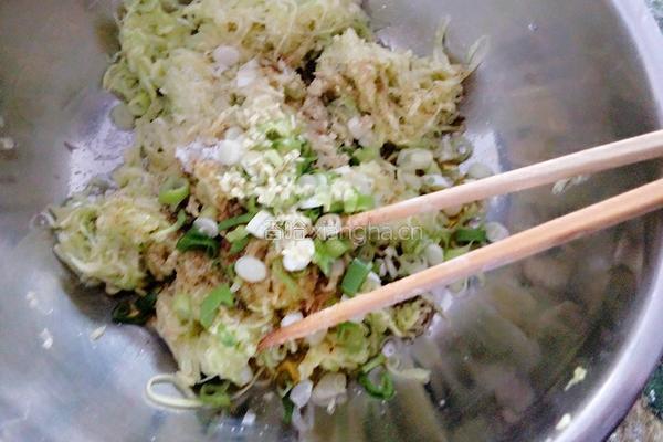 西葫芦鸡蛋馅饼的做法图解13
