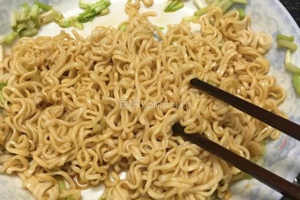 葱油拌面的做法图解6