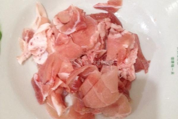 蘑菇肉酱汁的做法图解1