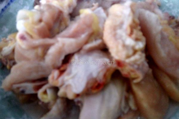 酸菜鸡的做法图解1