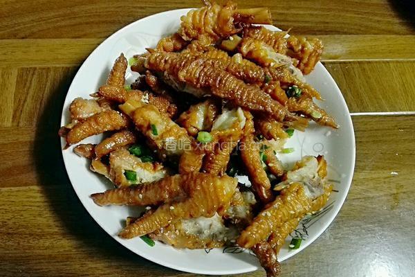 青椒炒凤爪的做法图解3