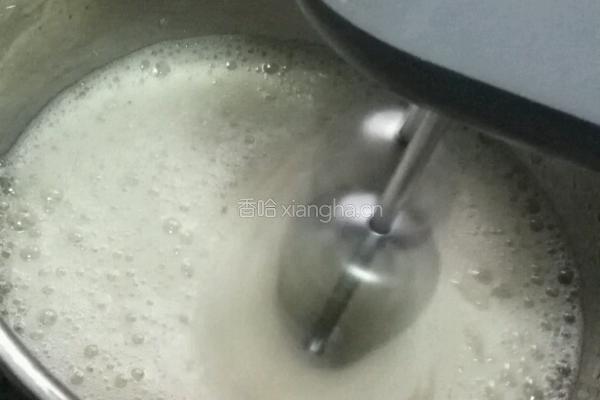 新式海绵蛋糕的做法图解7