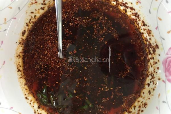 Miss申自制辣椒油的做法图解3