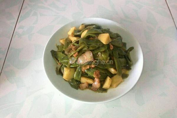 五花肉豆角顿土豆