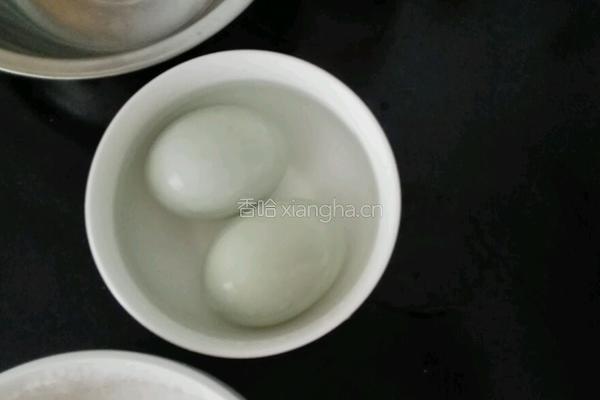 自制咸鸭蛋的做法图解2