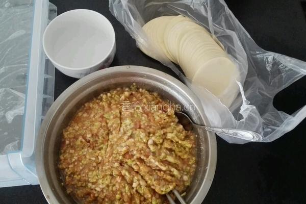 包饺子的做法图解2