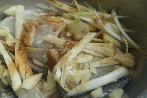 煎带鱼的做法图解2