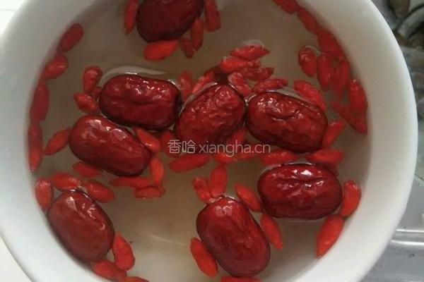 汤白肉嫩鱼头豆腐汤的做法图解3