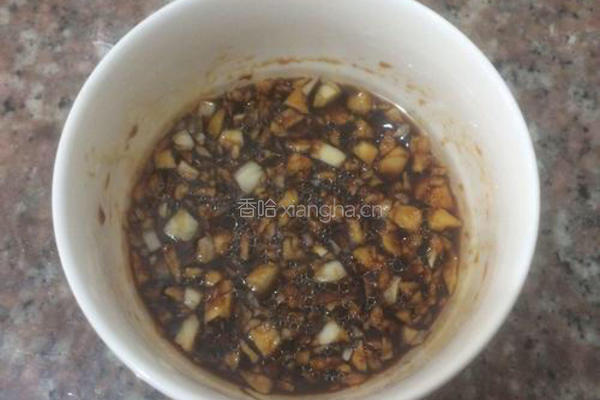 蒜泥拌芦笋的做法图解3