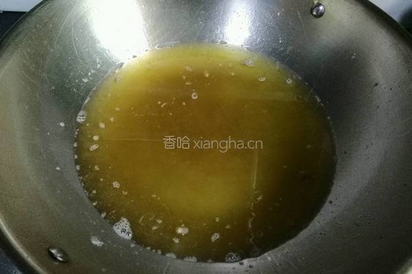 椒盐小鲫鱼的做法图解5