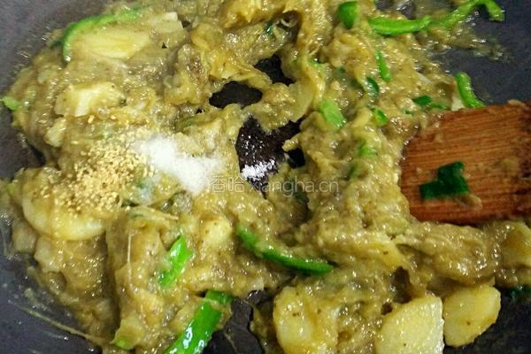 土豆烩茄子的做法图解6