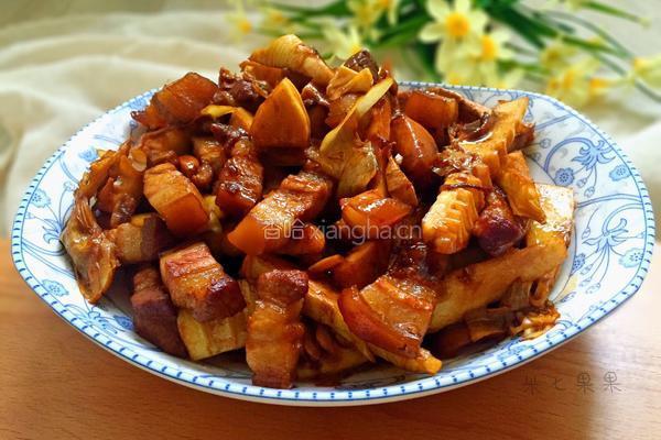 五花肉焖春笋的做法图解10