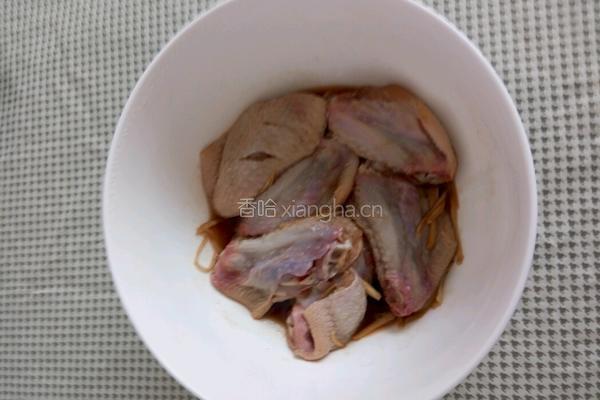 煎鸡翅的做法图解1
